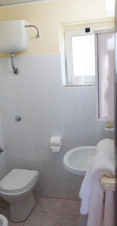 B&B Baia Dello Stretto Gallico Marina Quarto foto